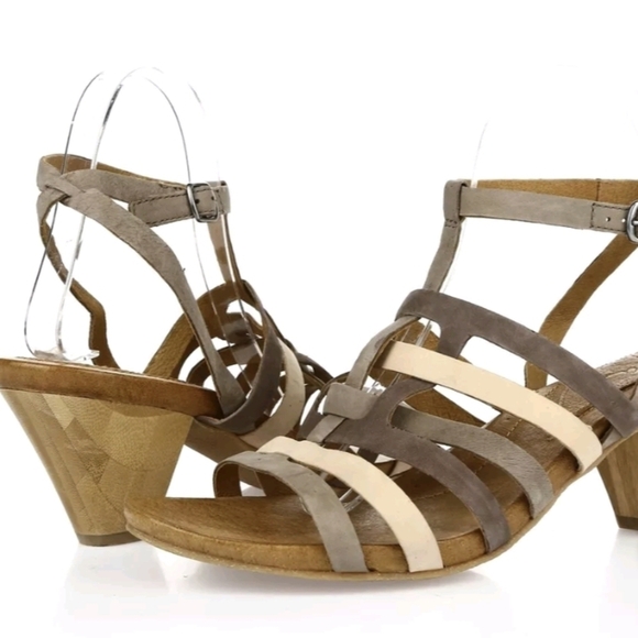 Naya Tatiana Leather Boho Straps Multicolor Sandals size 10W - Picture 1 of 7